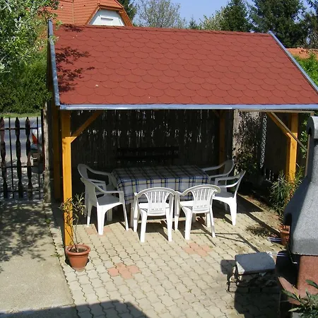 Kovács Vendégház 3*